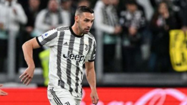 Mattia De Sciglio con la maglia della Juventus &copy; profilo Instagram mattiadesciglio2