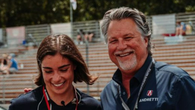 A destra, l'ex pilota Michael Andretti &copy; Instagram Michael Andretti.