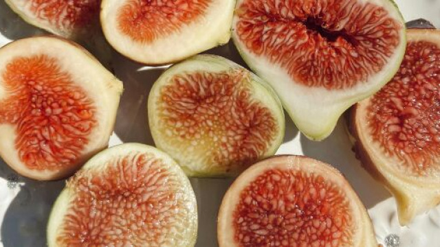 I fichi, uno degli ingredienti del Certosino &copy; pexels.com