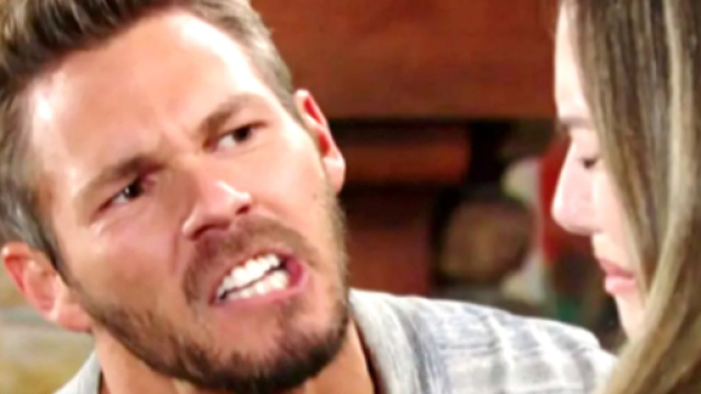 Hope Logan e Liam Spencer in una scena di Beautiful, screenshot &copy; CBS