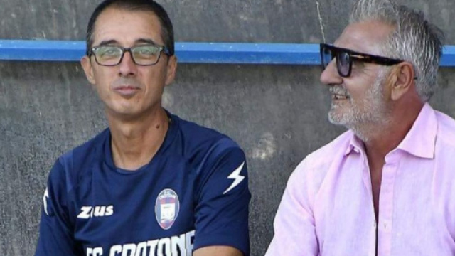 Emilio Longo e il presidente del Crotone, Gianni Vrenna - &copy; Facebook / FcCrotone
