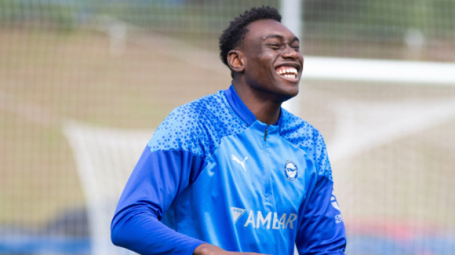 Samu Omorodion, centravanti dell'Atletico Madrid. Foto &copy; X/Deportivo Alaves