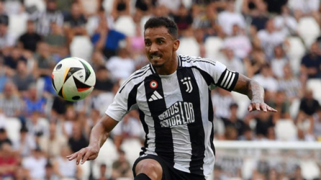 Danilo, difensore brasiliano - foto &copy; Juventus FC