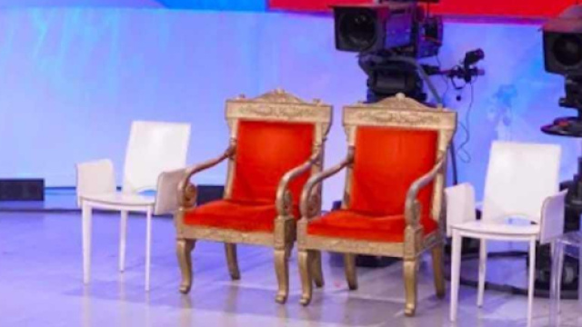 Lo studio di Uomini e donne - screenshot &copy; Canale 5