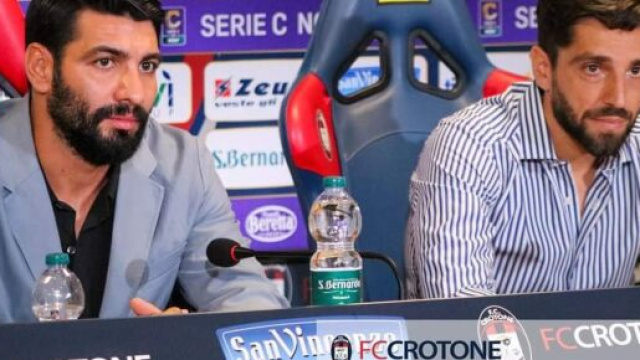 Raffaele Vrenna e Antonio Amodio del Crotone - &copy; Facebook / FcCrotone