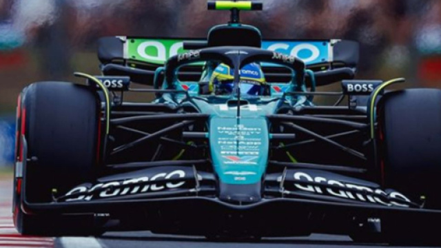L'Aston Martin di Fernando Alonso &copy; Instagram