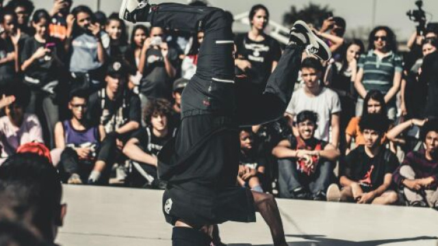 Una mossa di Breakdance &copy; Pexels.com