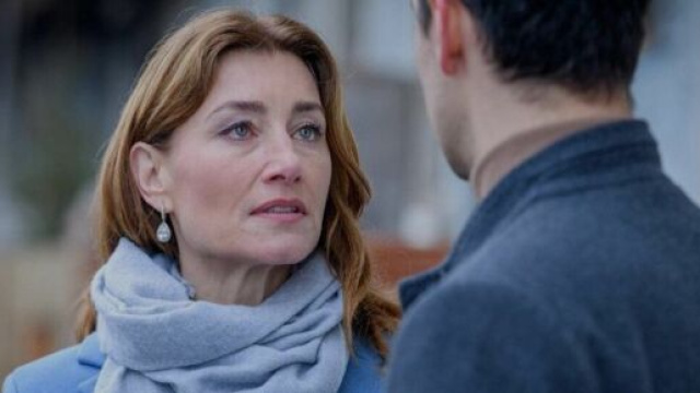 Alexandra in una scena di Tempesta d'amore &copy; Rete 4.