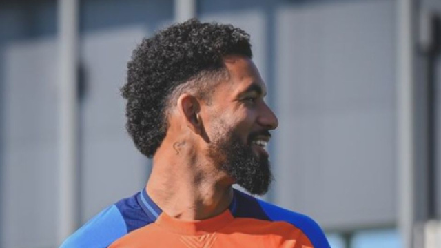 Douglas Luiz con la maglia della Juventus &copy; profilo Instagram Juventus