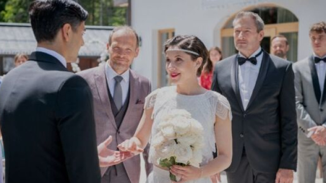 Eleni e Leander in una scena di Tempesta d'amore &copy; Rete 4.