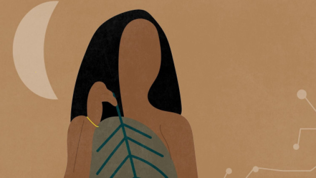 Donna in posizione yoga e costellazione &copy; Pixabay.