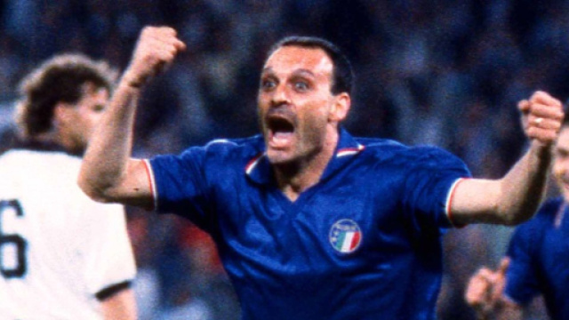 L'esultanza di Schillaci dopo il gol all'Austria ai Mondiali del 1990 &copy; Masahide Tomikoshi on X.