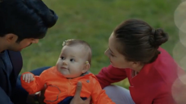 In foto Kemal, Deniz e Nihan di Endless Love &copy; Canale 5