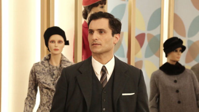 In foto Vittorio Conti de Il paradiso delle signore, screenshot &copy; Rai