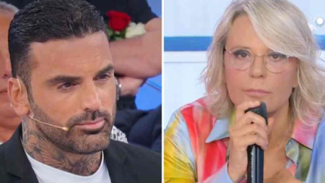 Mario Cusitore e Maria De Filippi - screenshot &copy; Canale 5.