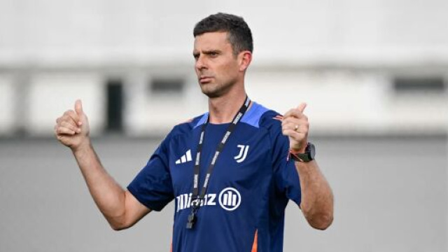 L'allenatore Thiago Motta &copy; Juventus FC