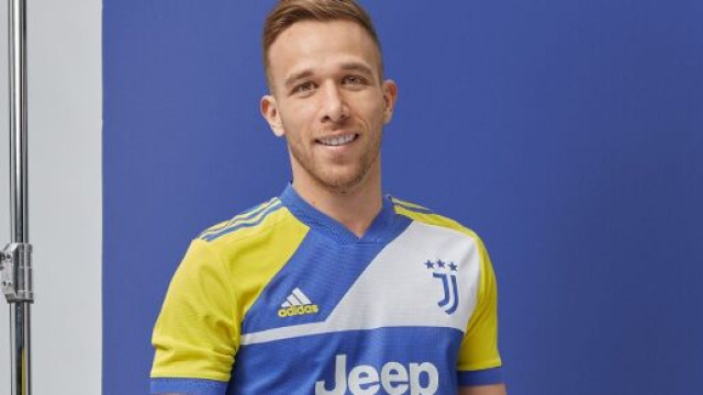 Arthur, centrocampista della Juventus &copy; Facebook