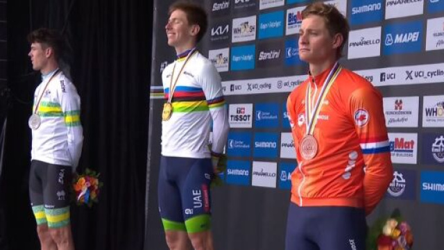 Il podio dei Mondiali di ciclismo - Screenshot &copy; Eurosport