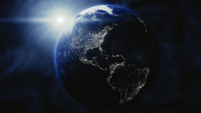 La Terra nello spazio - &copy; Pixabay.