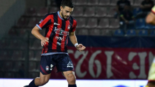 Ok difensore del Crotone, Davide Di Pasquale - &copy; Facebook / Fccrotone