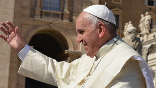 Il Papa in Piazza San Pietro &copy; Pixabay