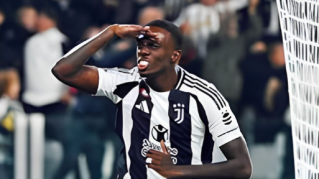 Timothy Weah con la maglia della Juve &copy; profilo Instagram timothyweah