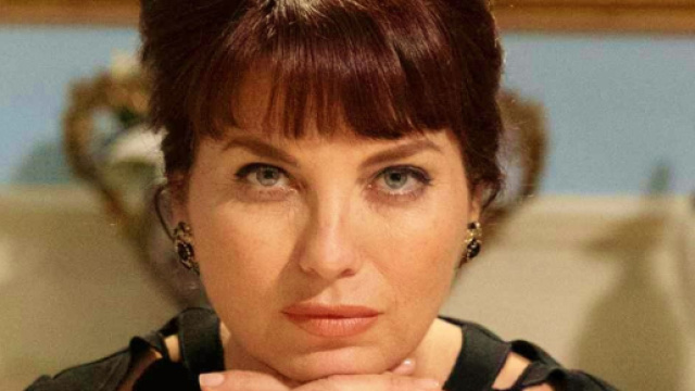 Adelaide (Vanessa Gravina) &copy; Il Paradiso delle signore.