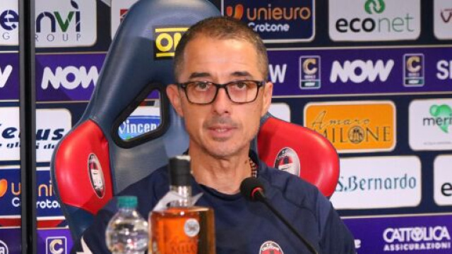 Il tecnico del Crotone, Emilio Longo - &copy; Facebook / FcCrotone