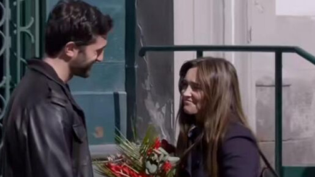 In foto Damiano e Viola di Un posto al sole, screenshot &copy; Rai