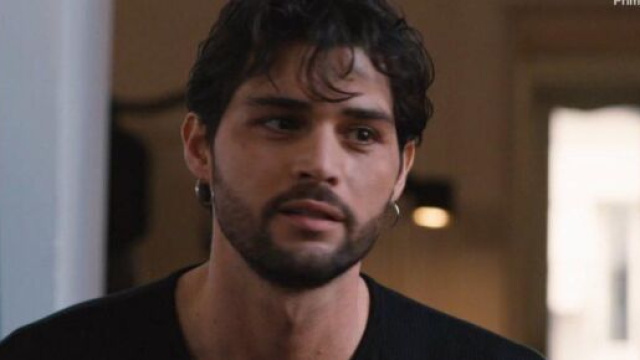 In foto Jonathan in Mina Settembre (screenshot Rai)