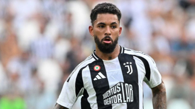 Douglas Luiz, centrocampista della Juventus. Foto &copy; X/Douglas Luiz