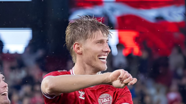 Thomas Kristensen con la maglia della nazionale danese &copy; profilo thomas_tkristensen