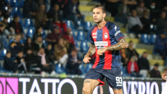 L'attaccante del Crotone, Marco Tumminello - &copy; Facebook / FcCrotone