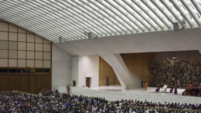 Da un'udienza generale di Papa Francesco nell'Aula Paolo VI - &copy; photo: Marco Calvarese.