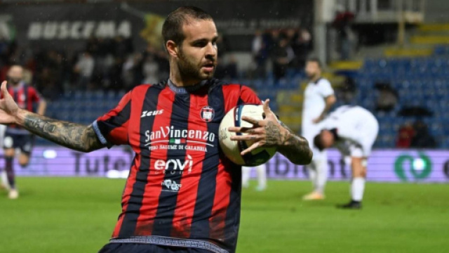 Marco Tumminello, attaccante del Crotone - &copy; Facebook / FcCrotone