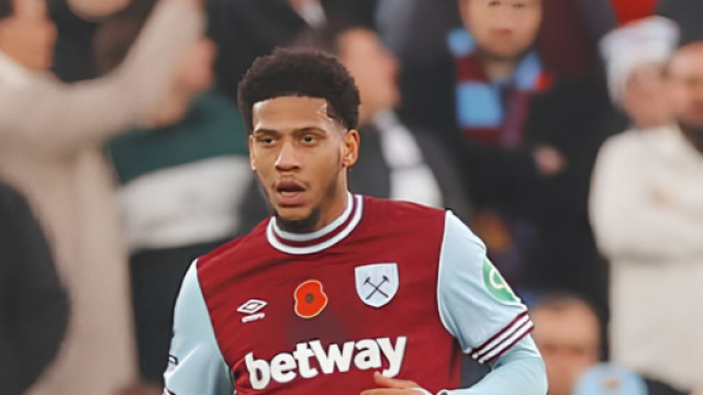 Jean Todibo con la maglia del West Ham &copy; profilo Instagram jctodibo