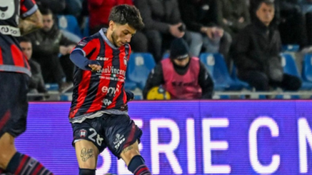 L'attaccante del Crotone Marco Spina &copy; Facebook