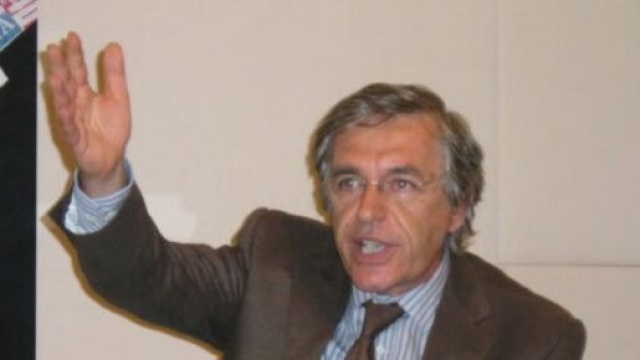 Fiore De Rienzo in un convegno | Immagine &copy; Facebook