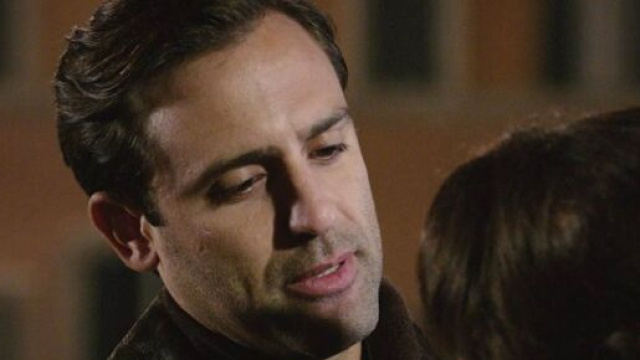 In foto Enrico de Il Paradiso delle signore, screenshot &copy; Rai 1.