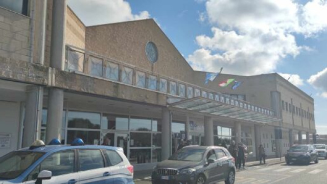 L'Aeroporto di Crotone - &copy; Francesco Trabassi