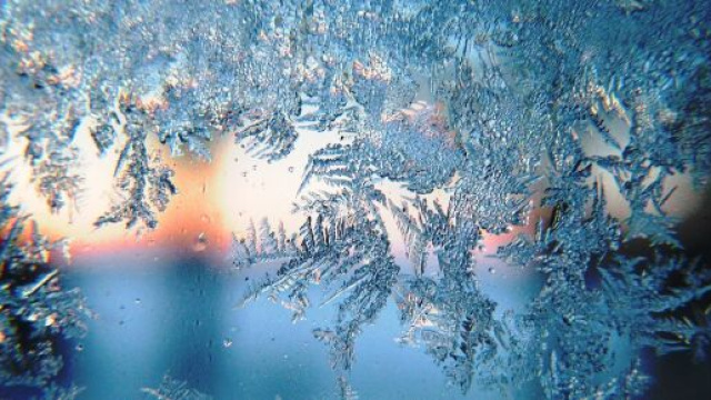 Cristalli di ghiaccio - &copy; Pixabay.