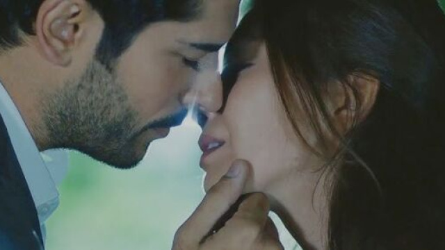 Nihan e Kemal in una scena di Endless Love &copy; Canale 5.