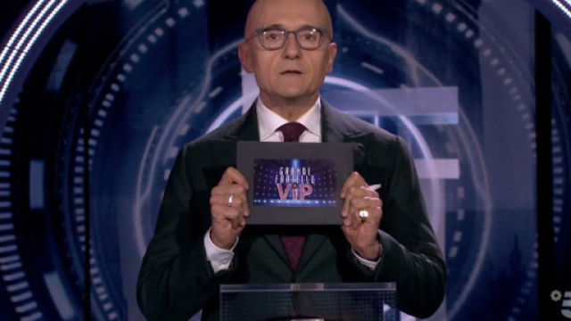 Alfonso Signorini (&copy;Grande Fratello/Mediaset).