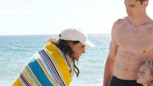 Sheila, Finn e Kelly in una scena di Beautiful &copy; Canale 5.