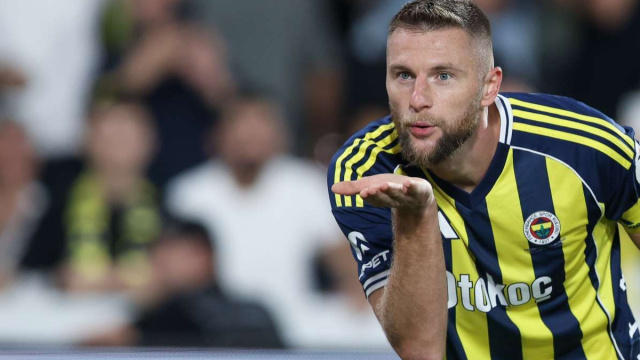 Milan Skriniar (Foto &copy; maglia Fenerbahce)