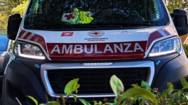 Ambulanza della Croce Rossa Italiana - Crotone - &copy; Facebook / Croce Rossa Italiana Crotone