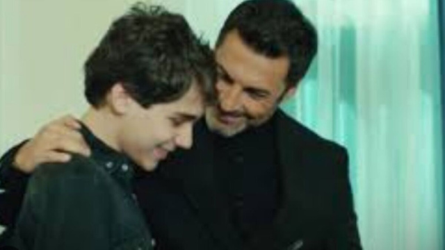 Erim e Kaya in Forbidden Fruit &ndash; &copy; Canale 5.