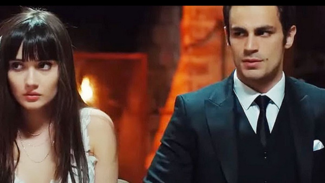 Zeynep e Dundar in Forbidden Fruit &ndash; &copy; Mediaset.