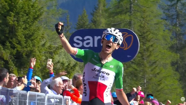 Filippo Zana, uno dei nuovi corridori della Soudal-QuickStep &ndash; &copy; Screenshot Eurosport.