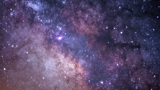 Universo con stelle e costellazioni - pixabay.com